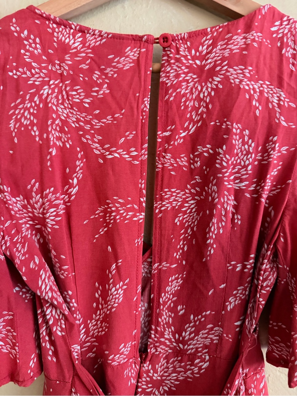 Princess Polly Red Printed Wrap Romper with Flutter Sleeves - Picture 7 of 8
